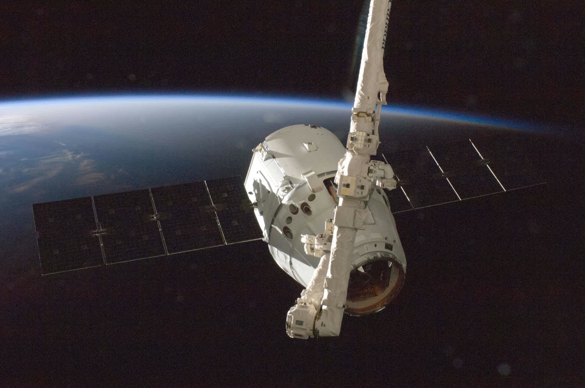 Spacecraft above the Earth's atmospheric limb